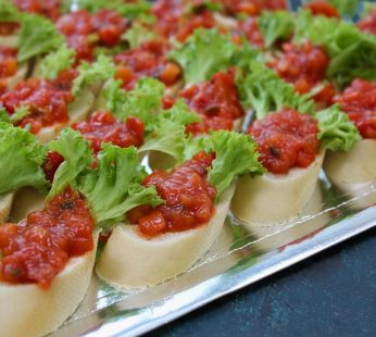 Bruschetta Baguettebox 30 Stück  (mind. 2 Werktage im Voraus zu bestellen!!!)